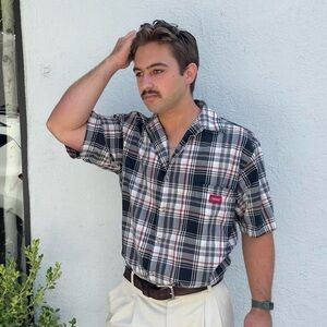Dickies Classic 90s style plaid button up shirt in black and red plaid sz L